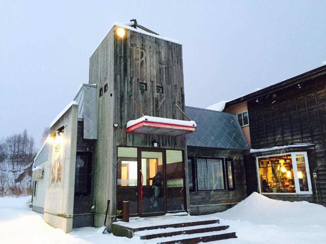 Hostel Niseko Hirafu Tsukushi Zewnętrze zdjęcie